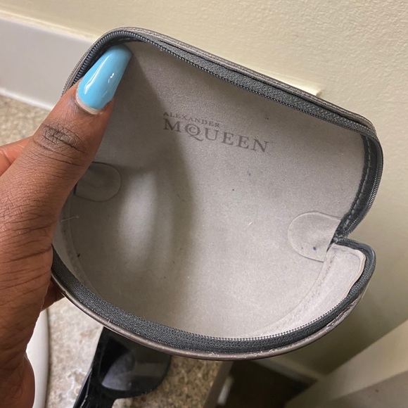 Alexander McQueen prescription Sunglasses/glasses - Picture 11 of 12